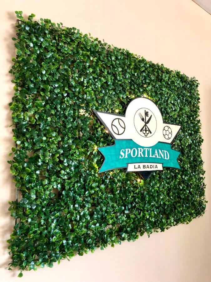 Hotel Sportland Colle Val D'Elsa Zewnętrze zdjęcie