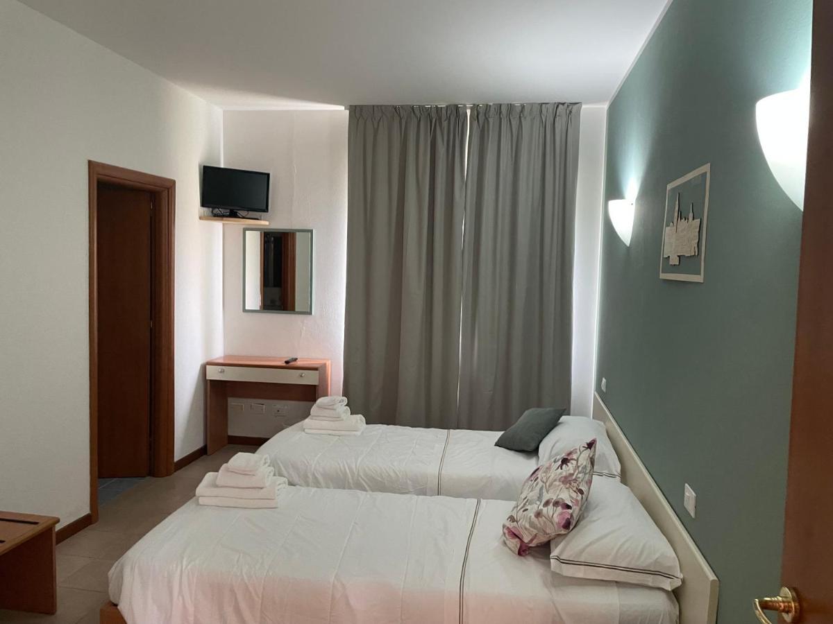 Hotel Sportland Colle Val D'Elsa Zewnętrze zdjęcie