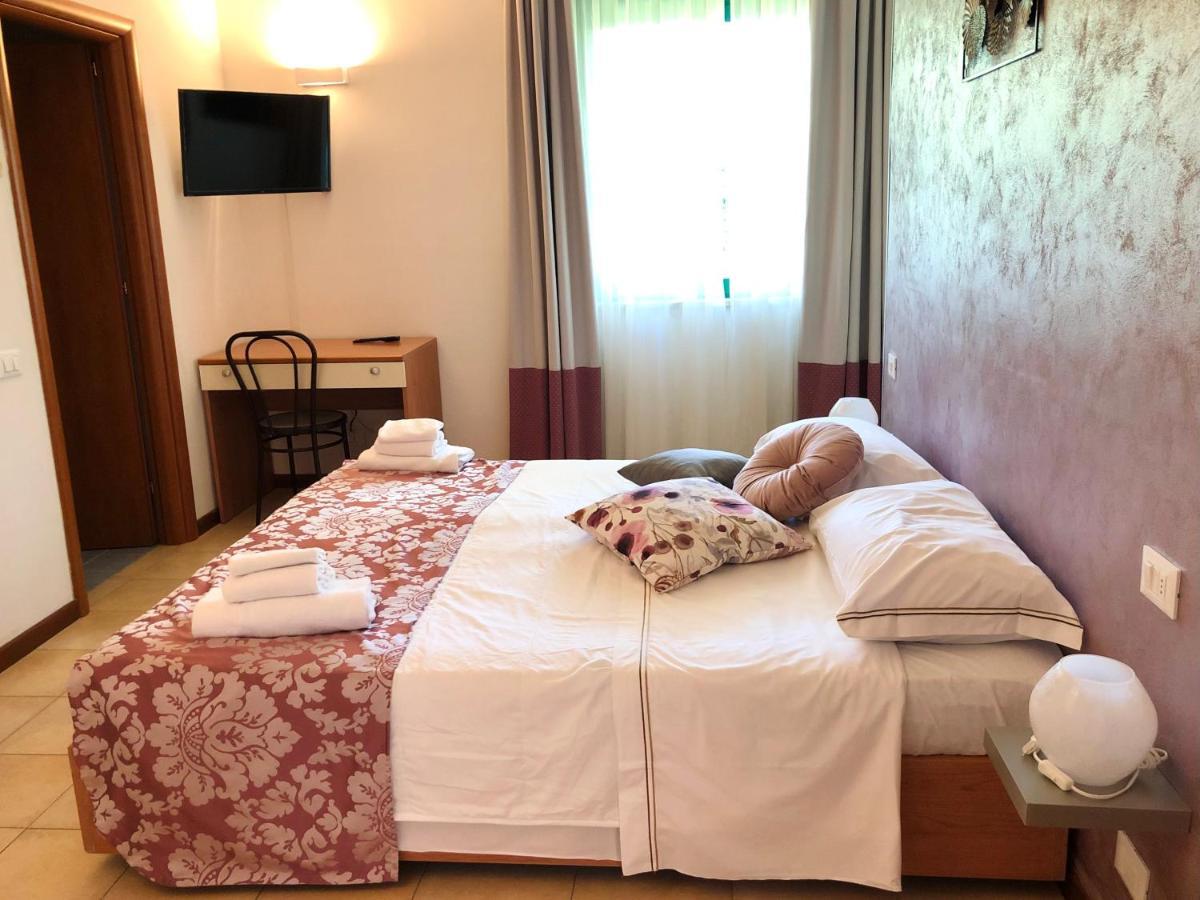 Hotel Sportland Colle Val D'Elsa Zewnętrze zdjęcie