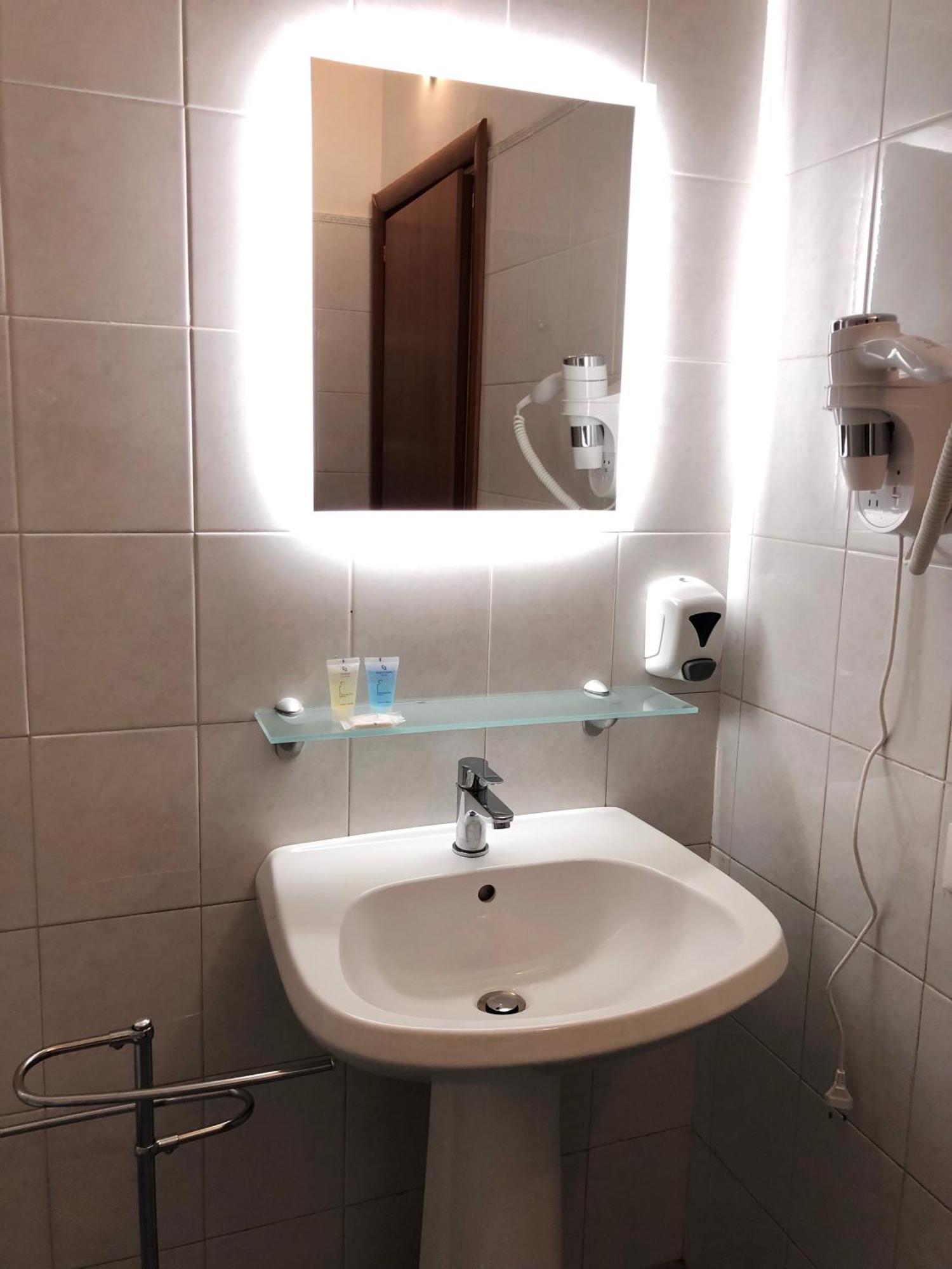Hotel Sportland Colle Val D'Elsa Zewnętrze zdjęcie