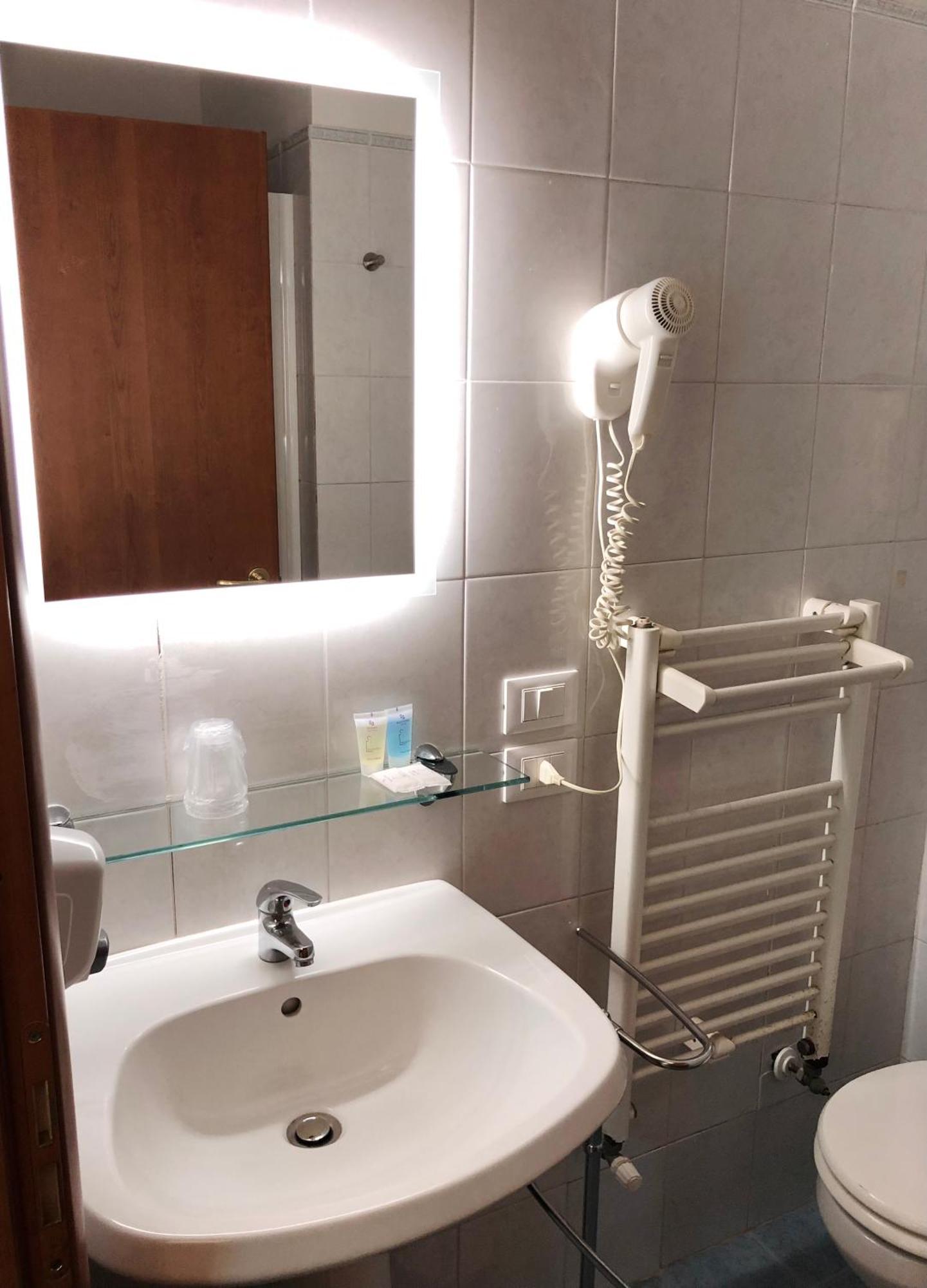 Hotel Sportland Colle Val D'Elsa Zewnętrze zdjęcie